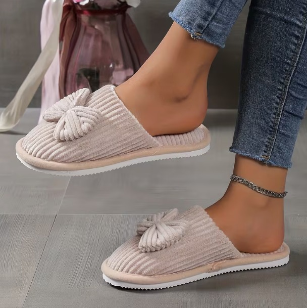 Cozy Fleece Slippers – Soft Warm Slip-On Shoes